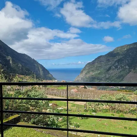 Vista Do Vale Sao Vicente (Madeira)